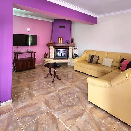 Casa Da Avo Judite Com Vista O Castelo De Ferienhaus