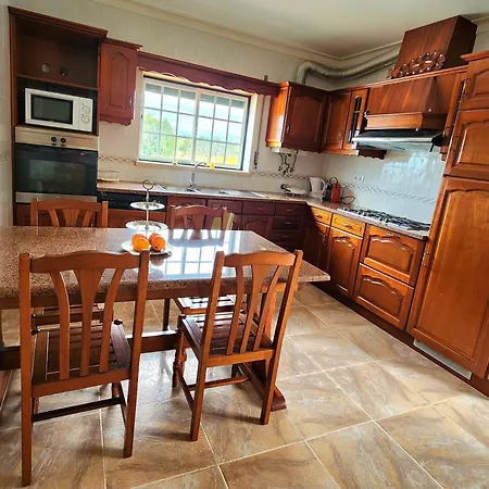 Ferienhaus Casa Da Avo Judite Com Vista O Castelo De